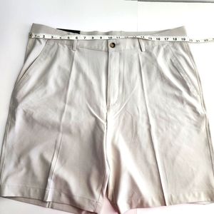 Mens Greg Norman performance stretch shorts size 38